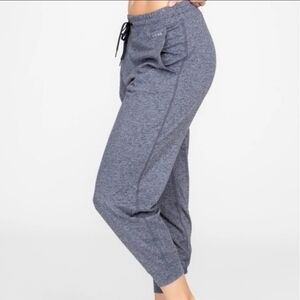 AR-33 Space Dye‎ Cropped Jogger Sweatpants